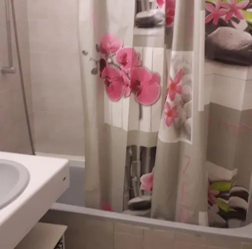 Les Marines De Emeraude Locations